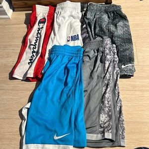 Lot of 5 pairs boys short size Large